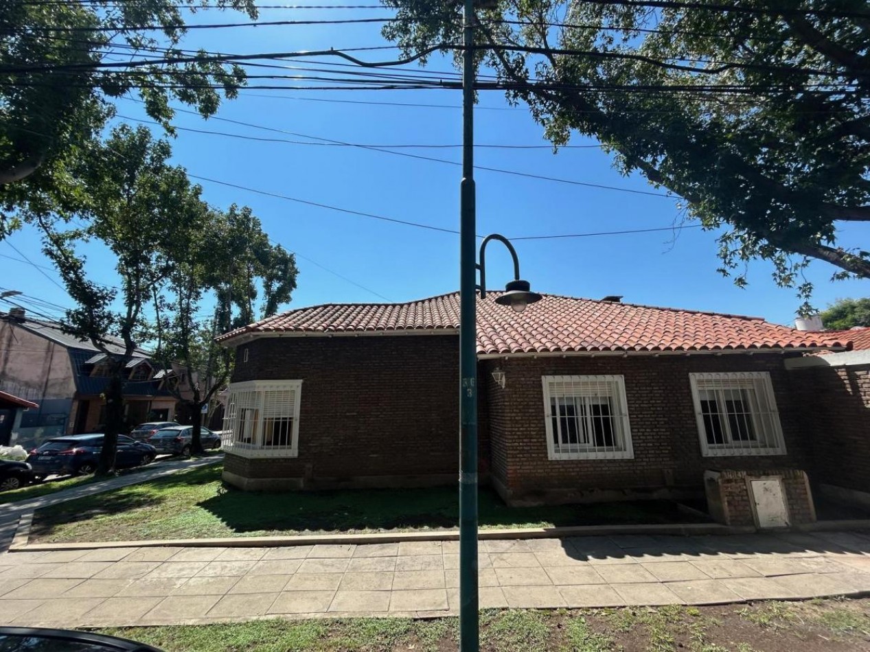 Venta Casa La Lucila 5 ambientes