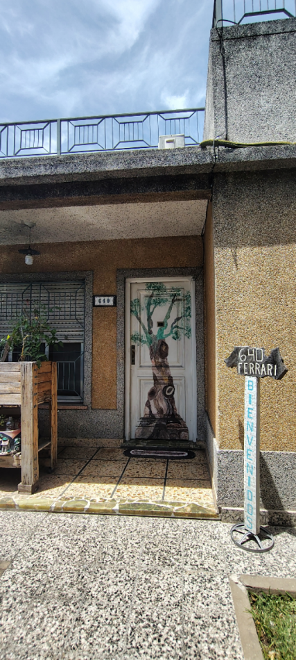 VENTA CASA EL PALOMAR 5 AMBIENTES 