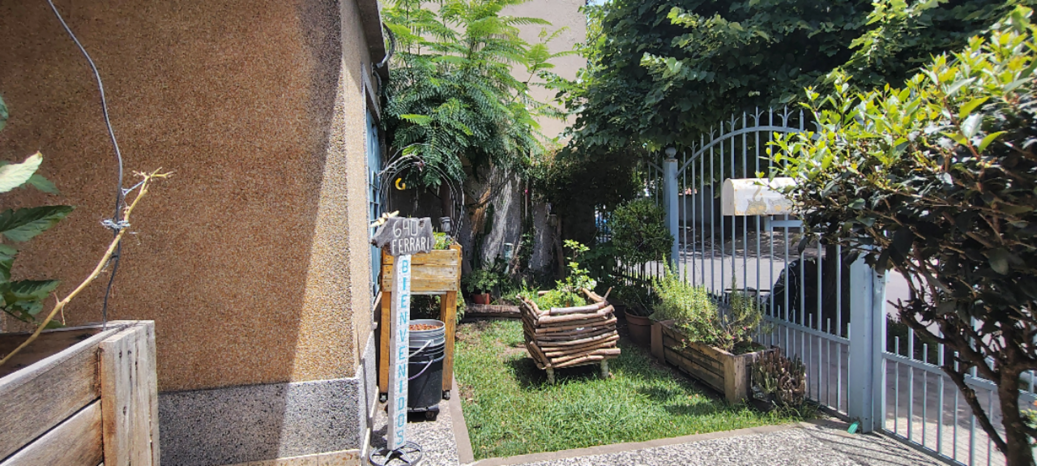 VENTA CASA EL PALOMAR 5 AMBIENTES 