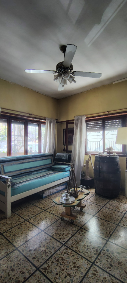VENTA CASA EL PALOMAR 5 AMBIENTES 