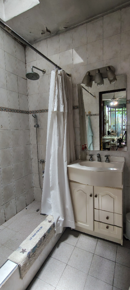 VENTA CASA EL PALOMAR 5 AMBIENTES 