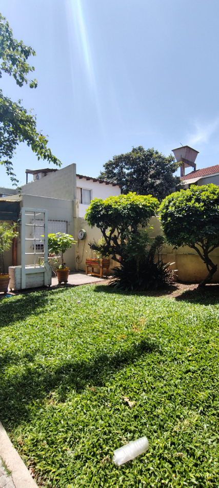 VENTA CASA EL PALOMAR 5 AMBIENTES 
