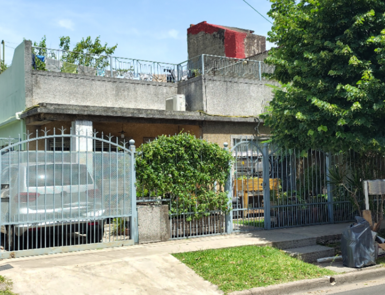 VENTA CASA EL PALOMAR 5 AMBIENTES 