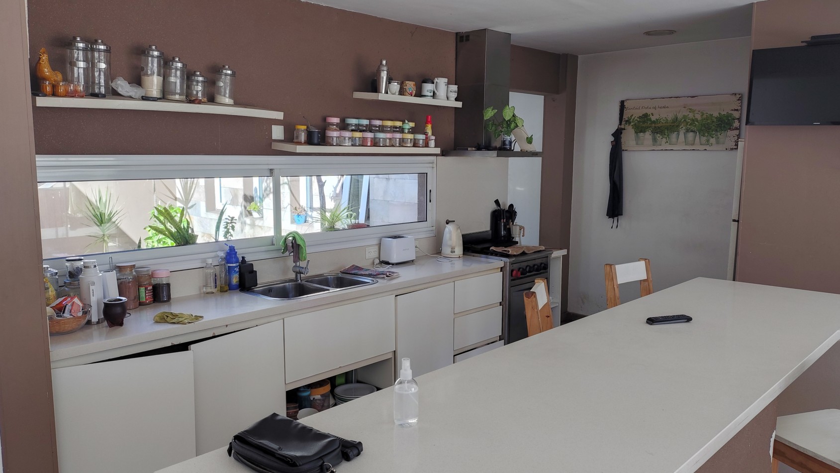 VENTA CASA CIUDADELA SUR 5 AMBIENTES CON PILETA Y COCHERAS Y/O DEPOSITO