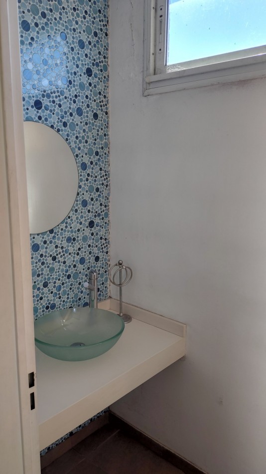 VENTA CASA CIUDADELA SUR 5 AMBIENTES CON PILETA Y COCHERAS Y/O DEPOSITO