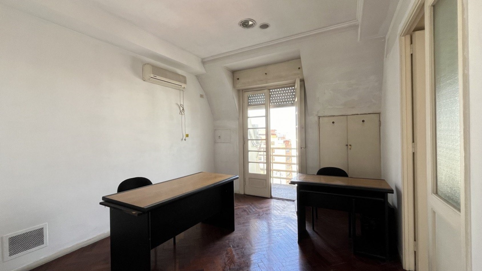 DEPARTAMENTO 4 AMBIENTES EN AV BELGRANO APTO PROFESIONAL - APTO CREDITO